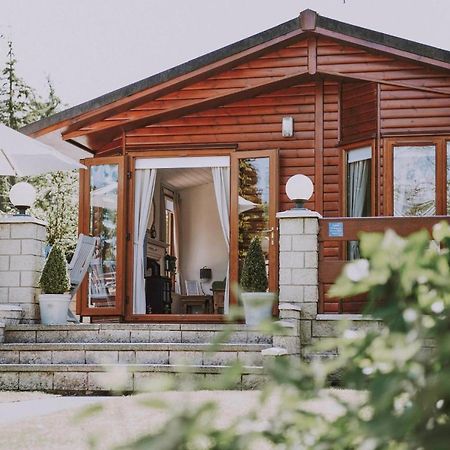 Walled Garden Lodges Loch Lomond Balloch Exterior photo