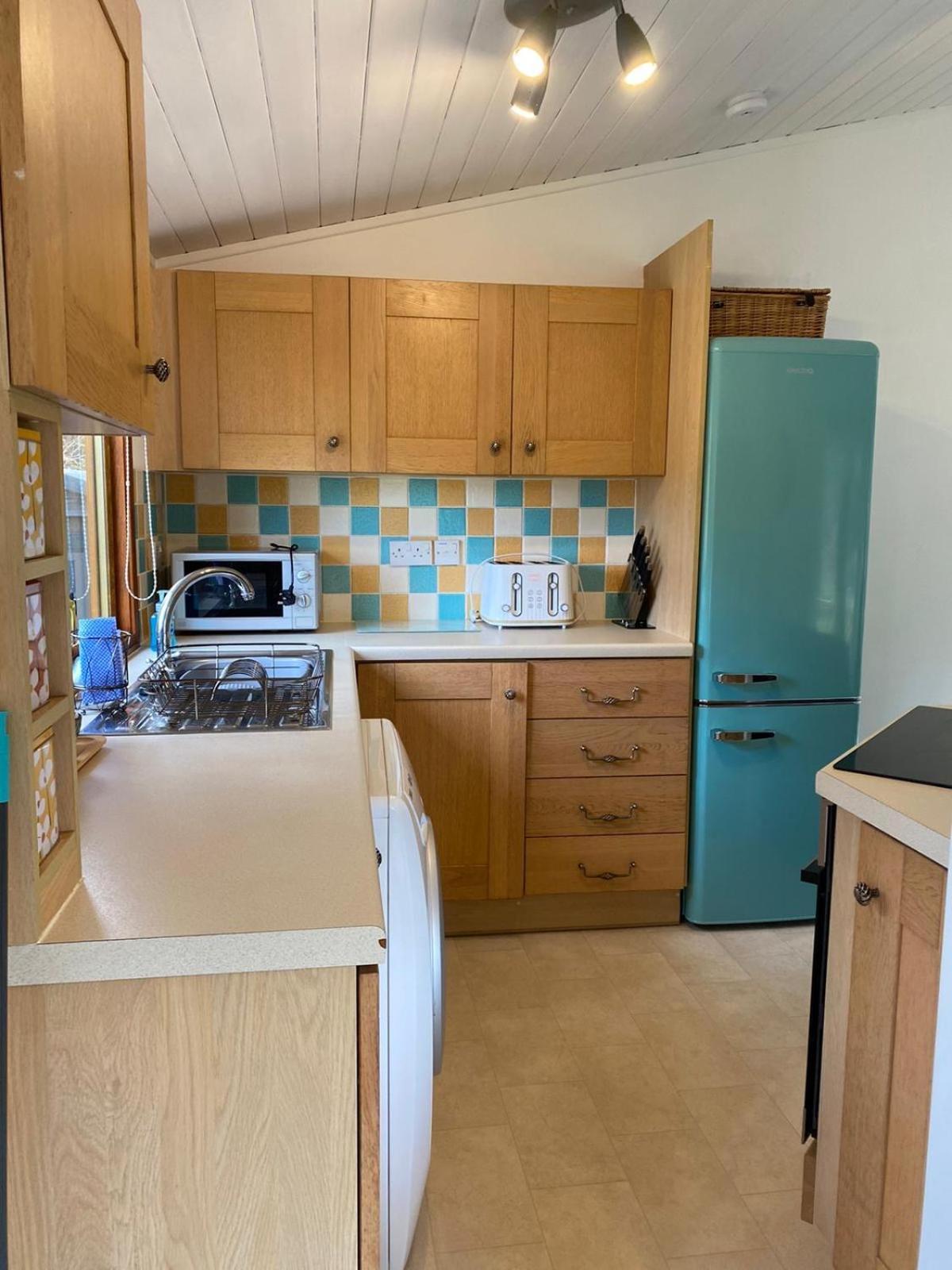 Walled Garden Lodges Loch Lomond Balloch Exterior photo